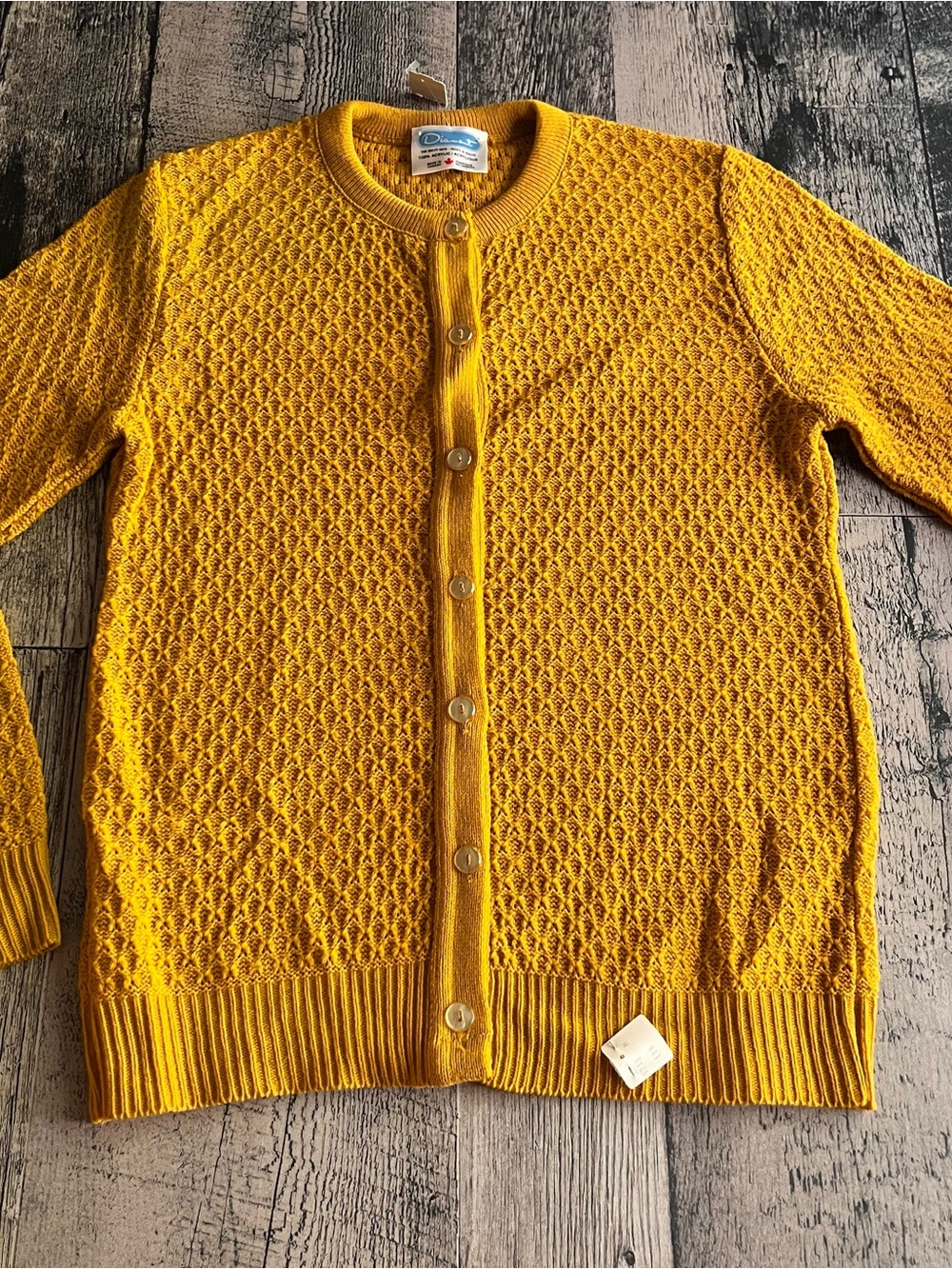 Vintage 80’s mustard yellow knit cardigan sweater